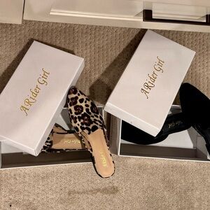 Leopard and Black Mule Flats